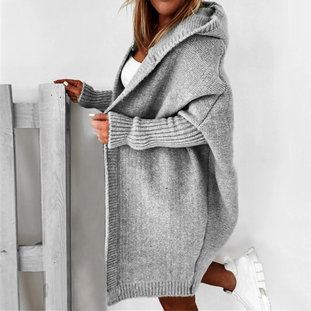 Gesa | Grauer Oversized Strickmantel mit Kapuze